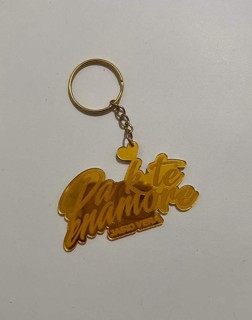 Llavero personalizado en acrílico/metal — merch promocional - Jairo Vera