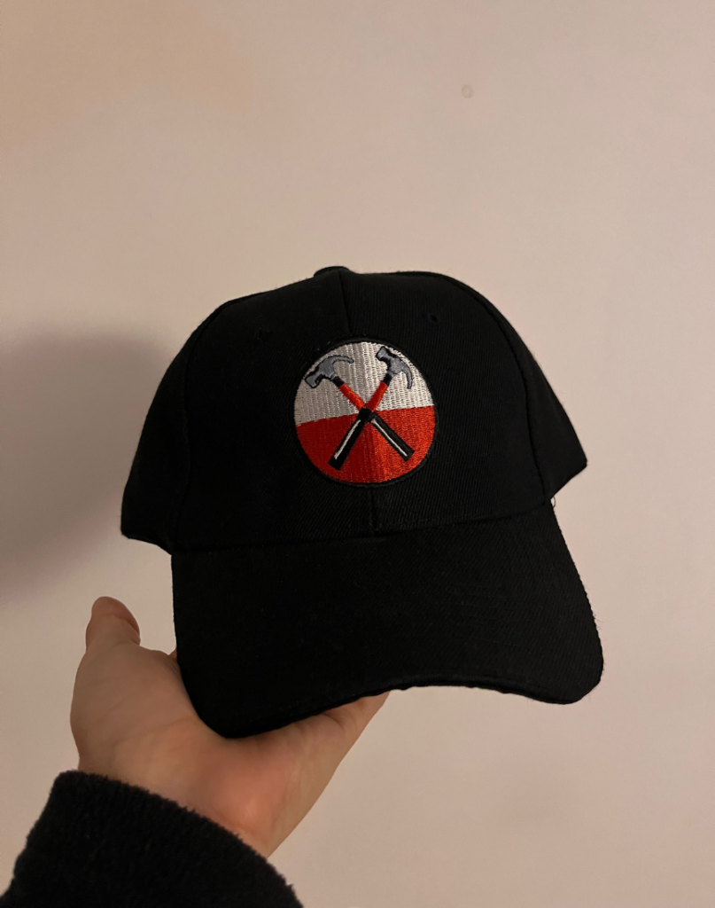 Gorro tipo jockey bordado personalizado — merch premium de [Pink Floyd] — estampado de alta calidad